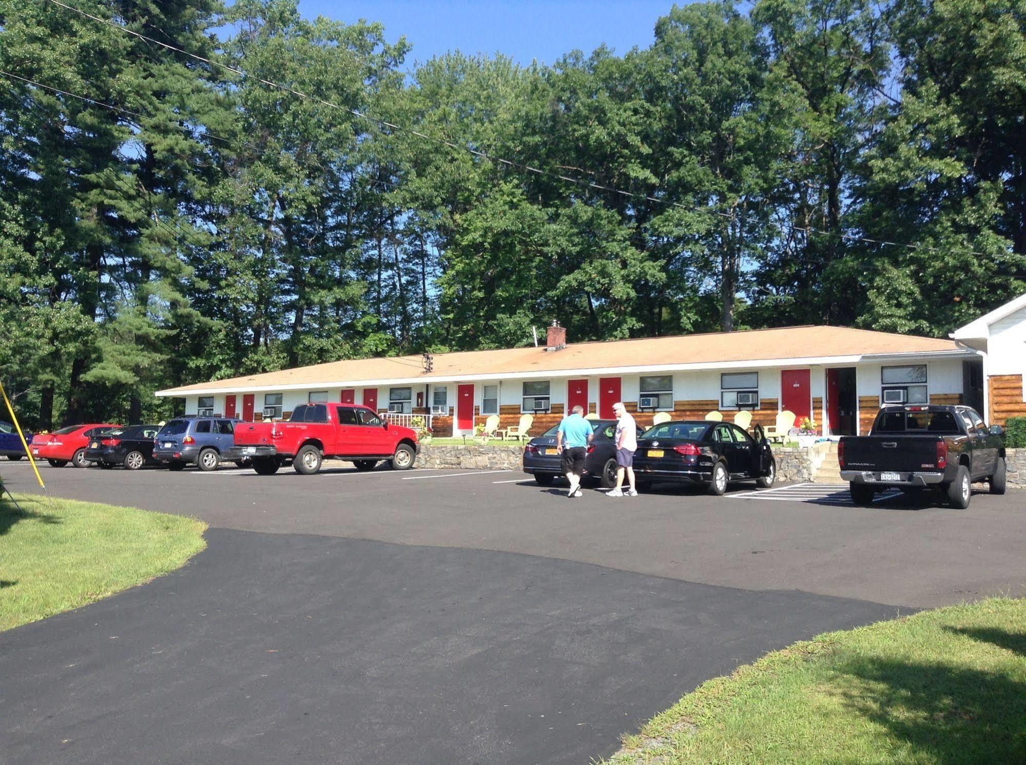 Robin Hood Motel 사라토가 스프링스 외부 사진
